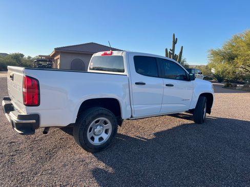 Used 2021 Chevrolet Colorado W/T w/ WT Convenience Package image 2