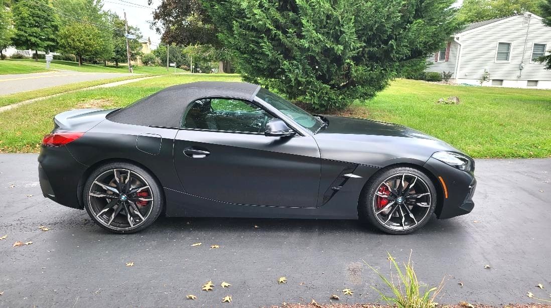 Used 2026 BMW Z4 M40i RWD image 1