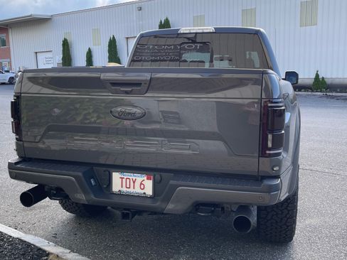 Used 2020 Ford F150 Raptor w/ Equipment Group 802A Luxury image 20