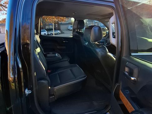 Used 2017 Chevrolet Silverado 1500 High Country image 16