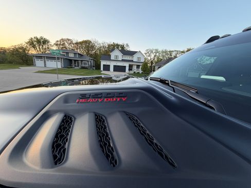 Used 2025 RAM 3500 Limited AWD/4WD image 11