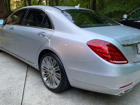 Used 2015 Mercedes-Benz S 550 S 550 4MATIC Sedan 4D image 15