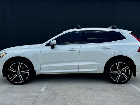 Used 2018 Volvo XC60 T6 R-Design w/ Convenience Package AWD/4WD image 2