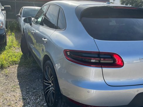 Used 2015 Porsche Macan S image 10