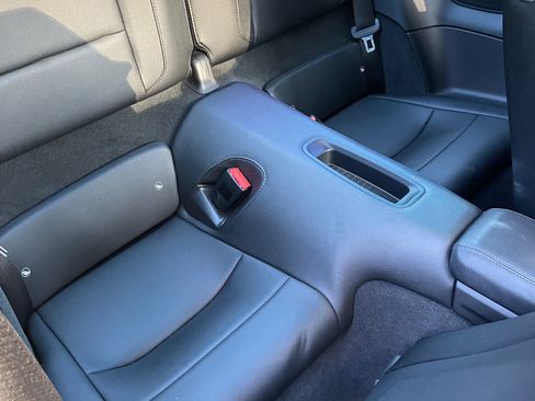 Used 2018 Porsche 911 Carrera image 19