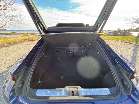 Used 2024 Porsche Panamera 4 image 16