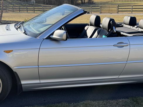 Used 2004 BMW 330Ci Convertible image 8