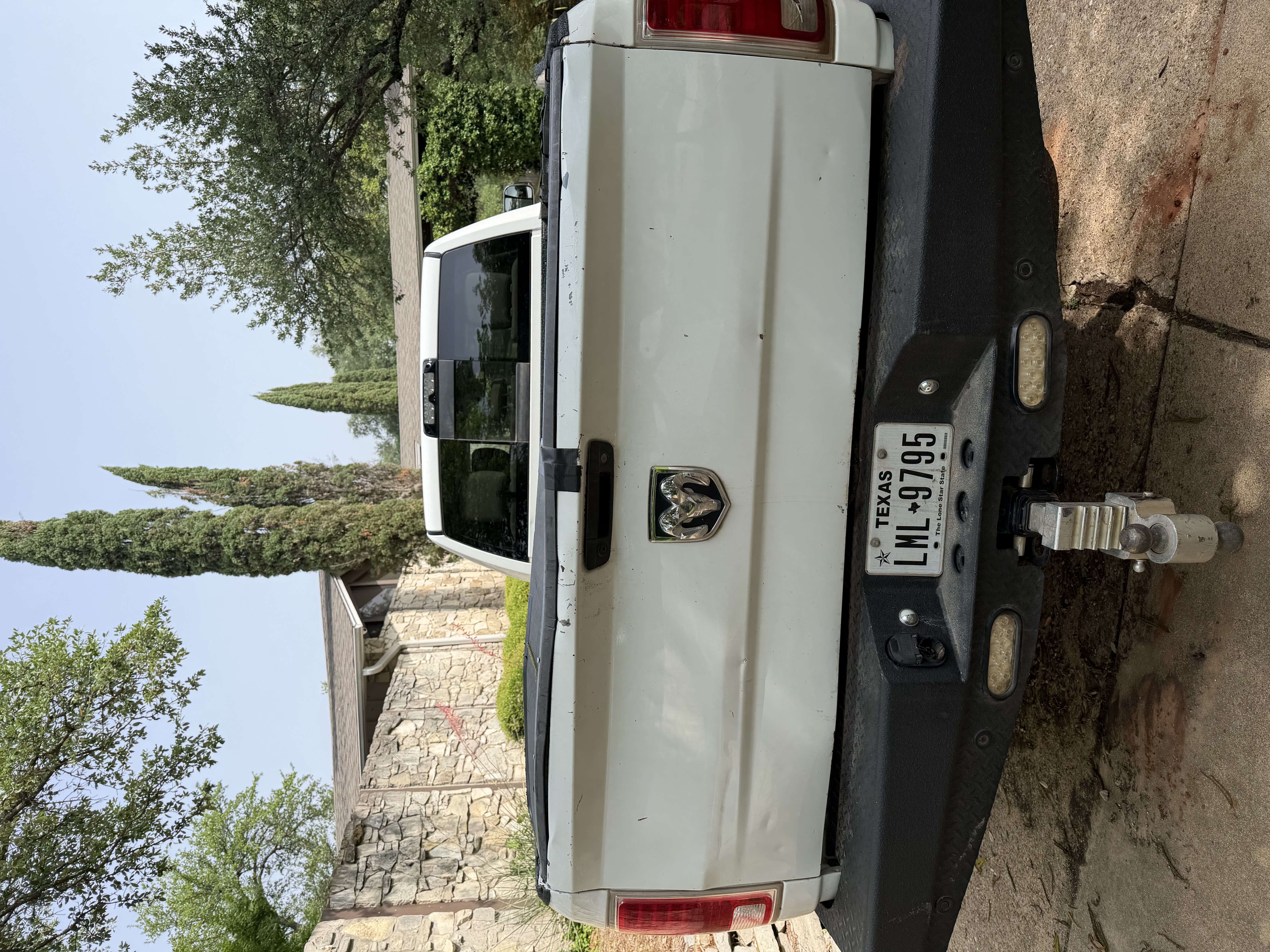 Used 2018 RAM 2500 Laramie w/ Off Road Package AWD/4WD image 15
