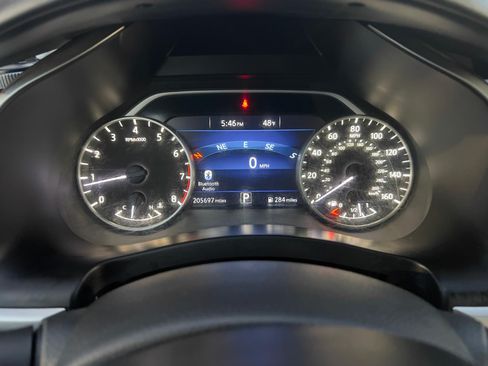 Used 2016 Nissan Murano SV image 12