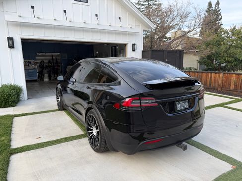 Used 2017 Tesla Model X P100D image 11