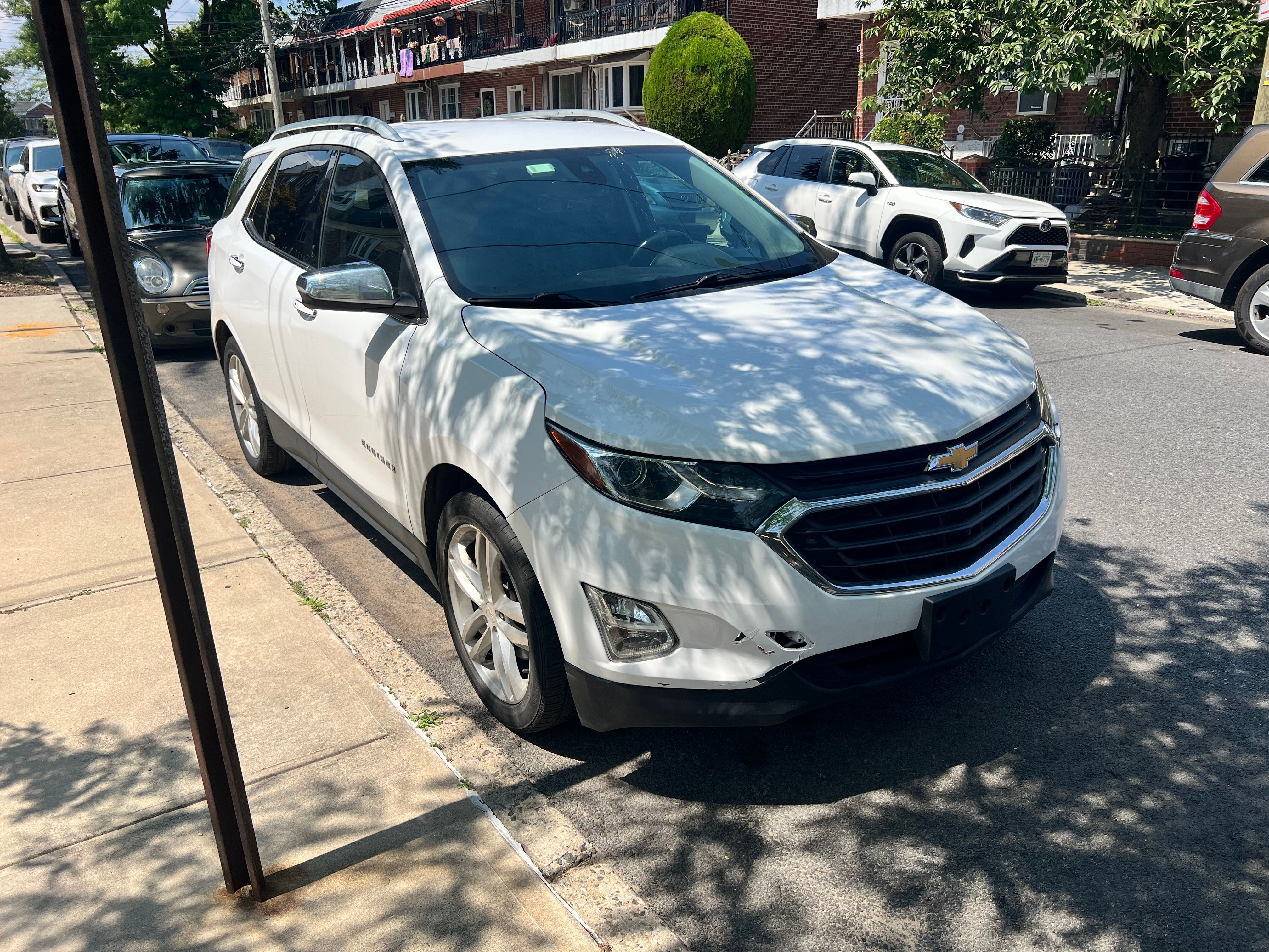 Used 2018 Chevrolet Equinox Premier AWD/4WD image 10