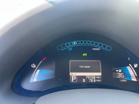 Used 2012 Nissan Leaf SL image 13
