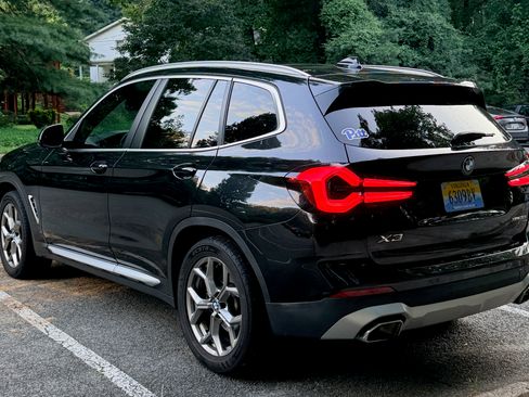 Used 2022 BMW X3 xDrive30i w/ Convenience Package AWD/4WD image 9
