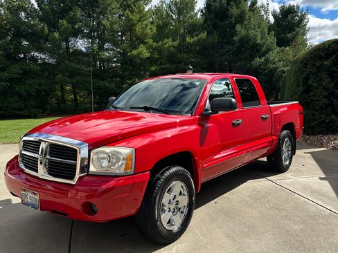 Used 2005 Dodge Dakota Laramie w/ Trailer Tow Group image 4
