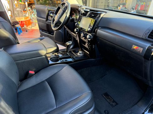 Used 2023 Toyota 4Runner 40th Anniversary SE image 21