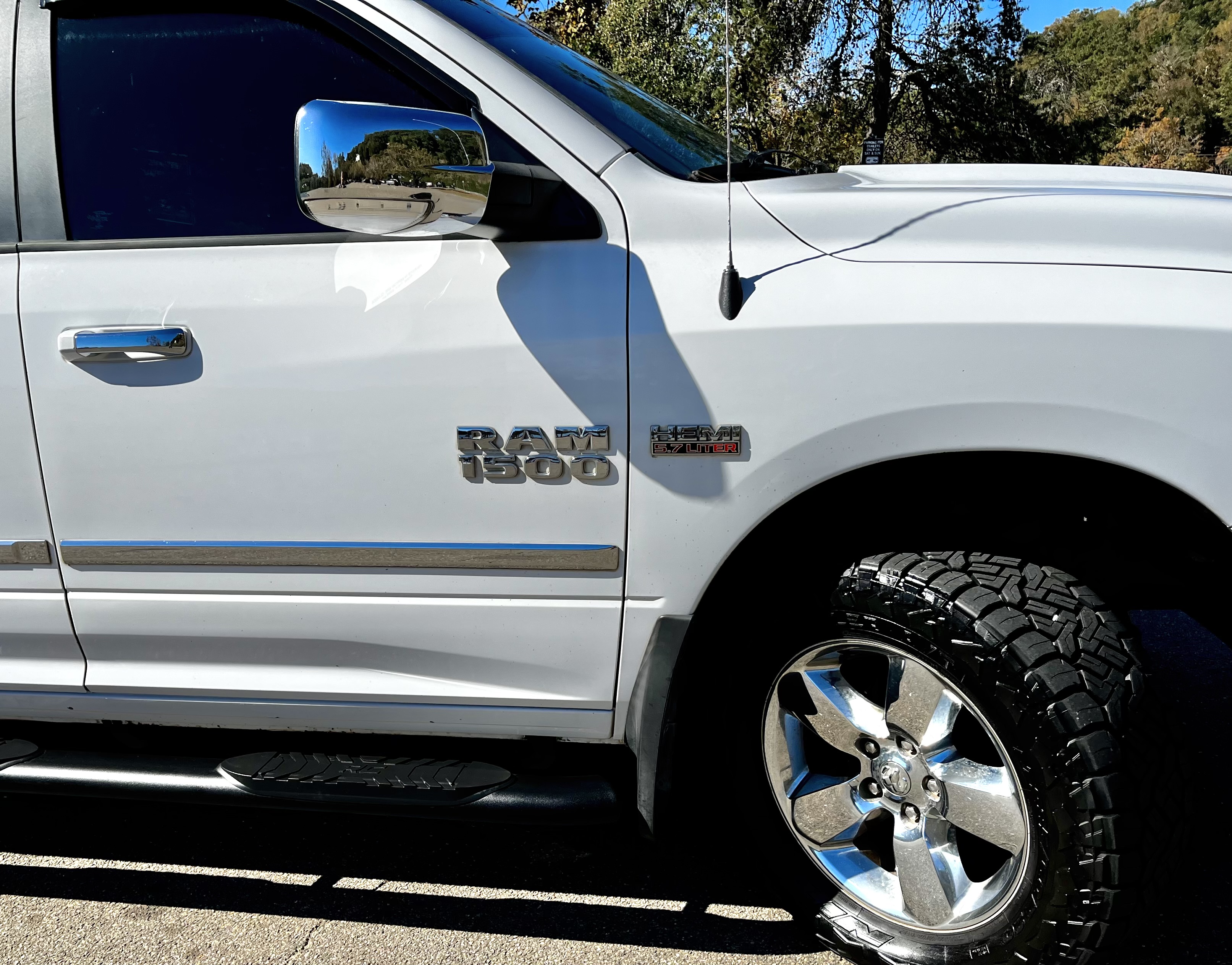 Used 2015 RAM 1500 Big Horn AWD/4WD image 5