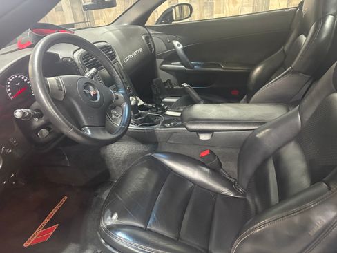 Used 2010 Chevrolet Corvette Grand Sport w/ Preferred Equipment Group RWD image 5