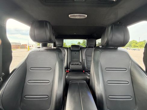 Used 2025 Mercedes-Benz G 550 image 12