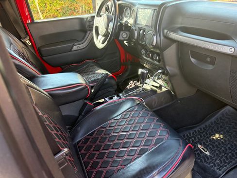 Used 2012 Jeep Wrangler Sport image 6