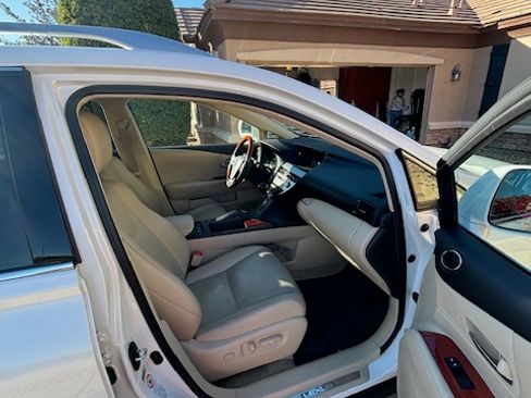 Used 2012 Lexus RX 450h AWD image 11