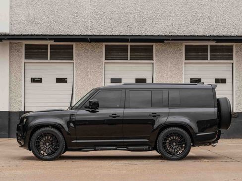 Used 2025 Land Rover Defender 130 V8 image 8