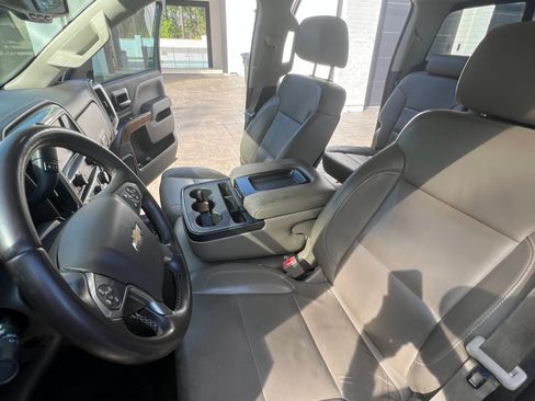 Used 2015 Chevrolet Silverado 1500 LTZ image 16