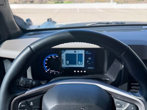 Used 2024 Ford Bronco Wildtrak image 22