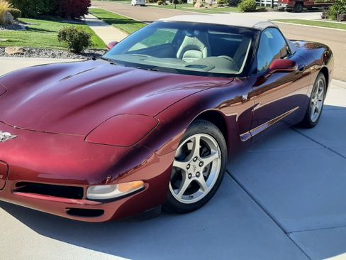 Used 2003 Chevrolet Corvette Convertible w/ Preferred Equipment Group1 RWD image 1