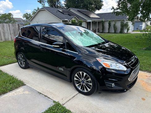Used 2017 Ford C-MAX Energi Titanium w/ Equipment Group 501A FWD image 1