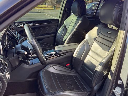 Used 2016 Mercedes-Benz GLE 63 AMG 4MATIC image 11