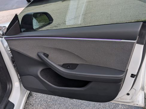 Used 2024 Tesla Model 3 Standard Range image 8