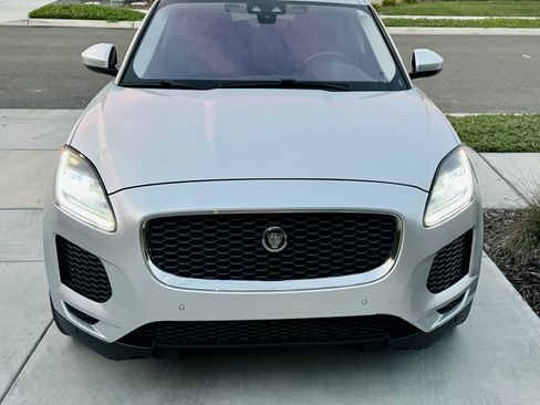 Used 2018 Jaguar E-PACE S image 6