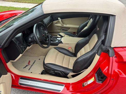 Used 2008 Chevrolet Corvette Convertible w/ Preferred Equipment Group image 13