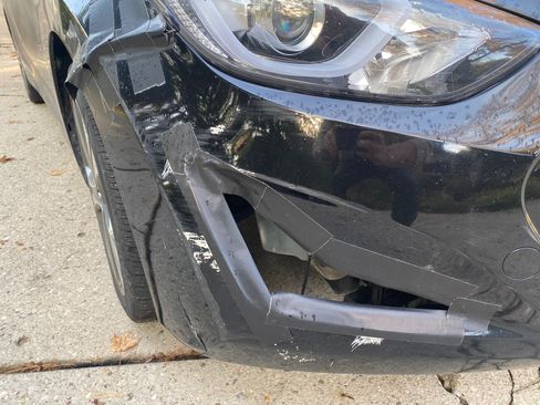 Used 2016 Hyundai Elantra Sport w/ Option Group 03 image 4