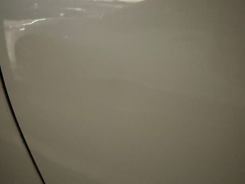 Used 2019 Toyota Highlander LE w/ Carpet Mat Package (TMS) image 24