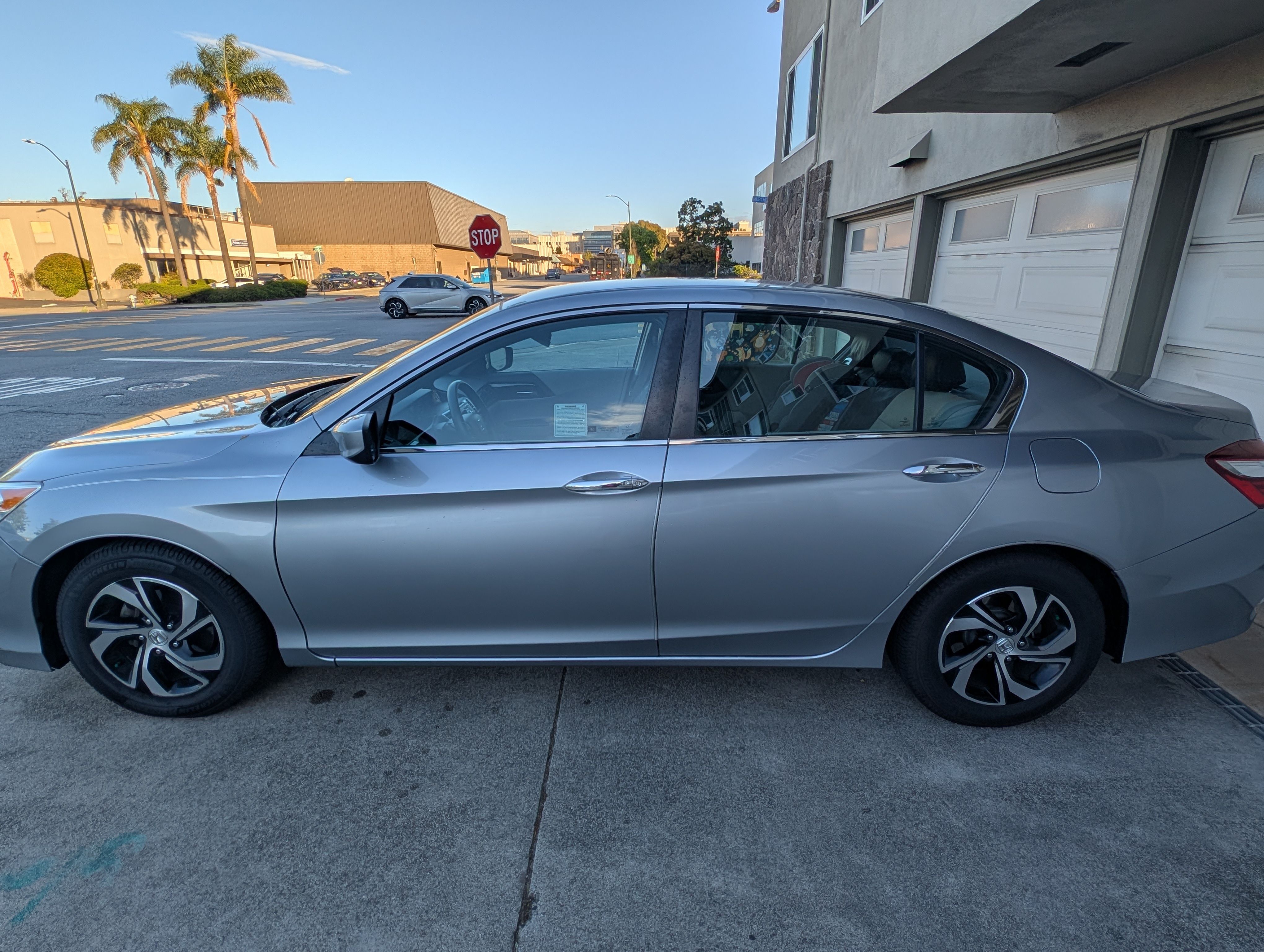 Used 2017 Honda Accord LX image 5