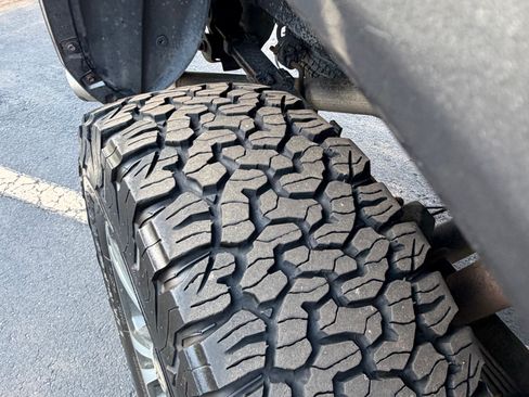 Used 2016 Toyota Tacoma TRD Sport w/ Towing Package AWD/4WD image 26