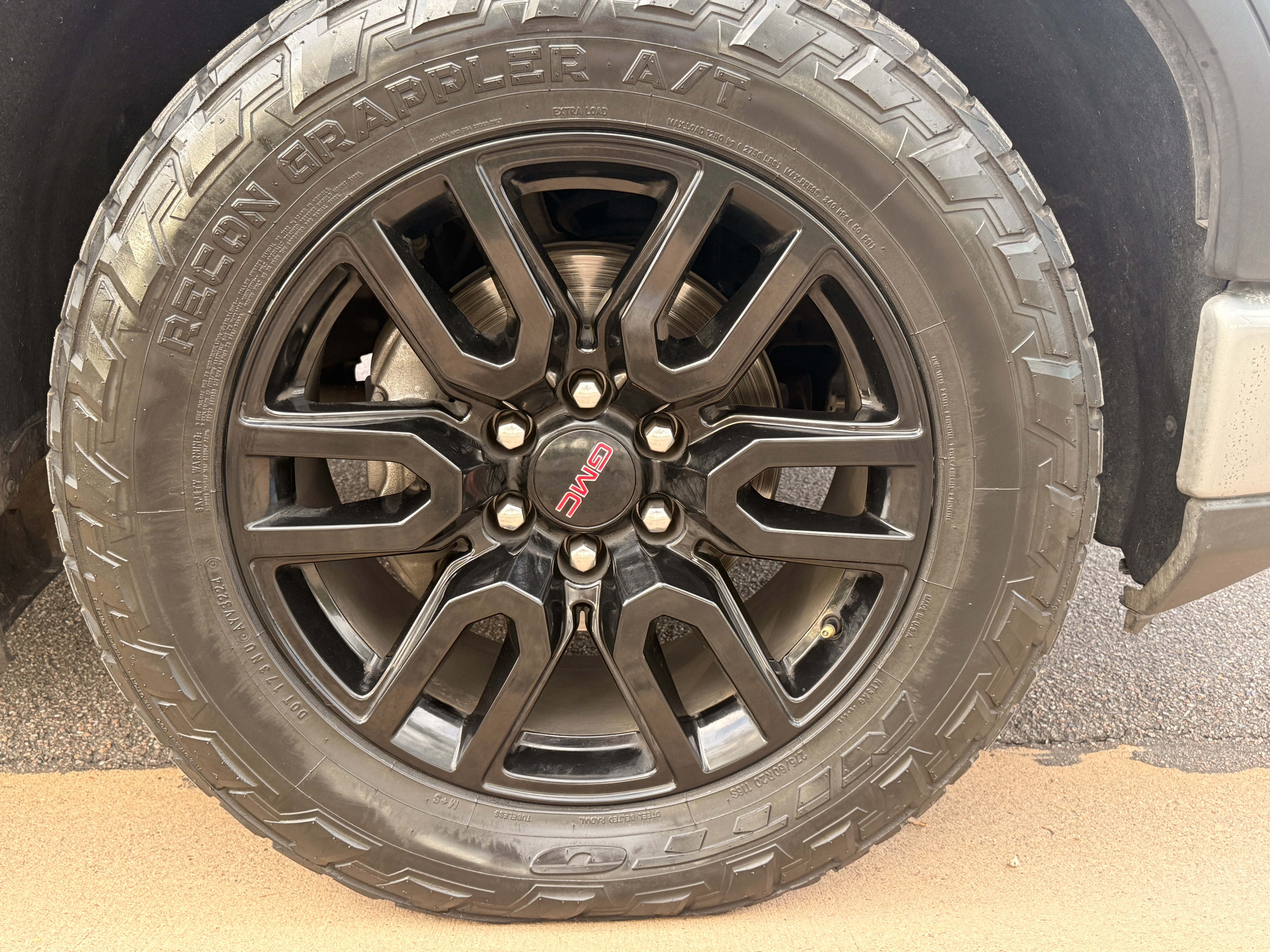 Used 2023 GMC Sierra 1500 Elevation RWD image 13