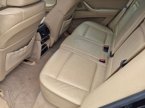 Used 2011 BMW X5 xDrive50i image 18