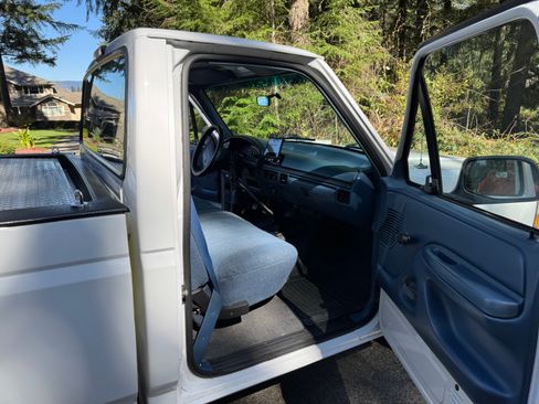 Used 1996 Ford F150 2WD Regular Cab image 13