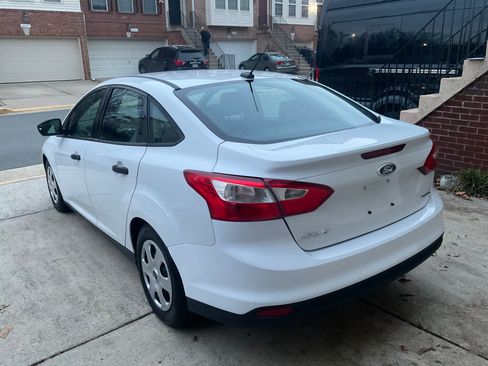 Used 2014 Ford Focus S image 2