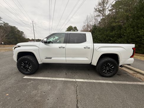 Used 2023 Toyota Tundra Capstone image 2