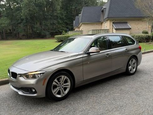 Used 2016 BMW 328d xDrive Wagon AWD/4WD image 1