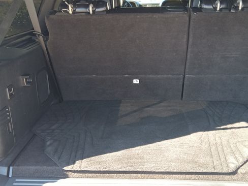 Used 2016 Lincoln Navigator L Select image 11