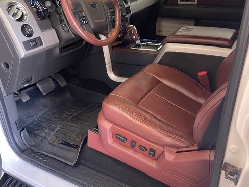 Used 2014 Ford F150 King Ranch w/ King Ranch Luxury Package AWD/4WD image 6