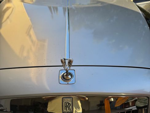 Used 2014 Rolls-Royce Ghost image 11