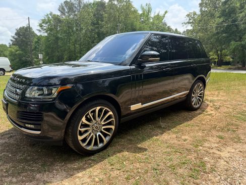 Used 2017 Land Rover Range Rover Supercharged image 1