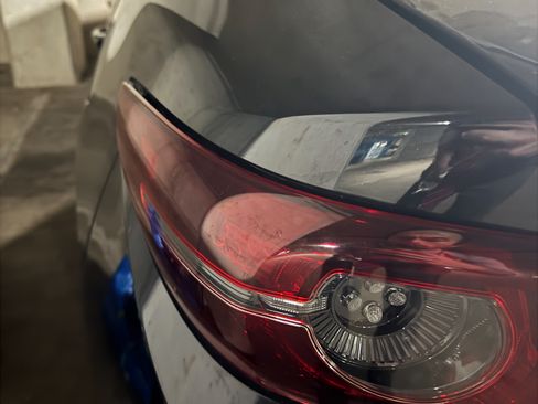 Used 2021 MAZDA MAZDA3 s FWD image 25