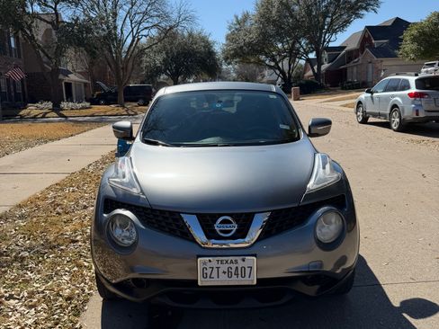 Used 2015 Nissan Juke S image 1