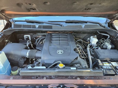 Used 2017 Toyota Tundra SR5 image 21